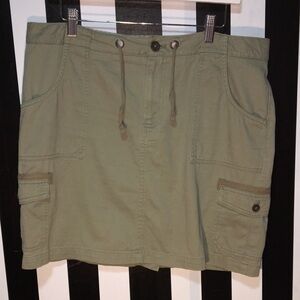 Y2K Era Carhartt Khaki Tan Cargo Mini Skirt Woman’s Size 14 100% Cotton 6 Pocket